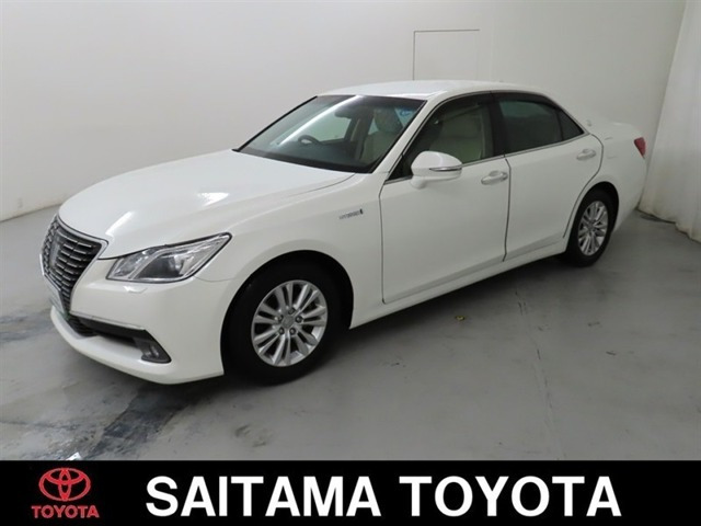 クラウン ハイブリッド 2.5 ロイヤルサルーンG 