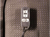 便利なスマートキー。スライドドアの開閉もラクラクです。