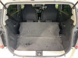 普段のお買い物や通勤、送迎等に十分な荷室スペースを確保しております。セカンドシートを倒すと、大きな荷物の積載も可能です♪