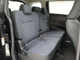 ゆとりある広々とした車内空間は、ドライブを始め買い物やレジャーなど、幅広く活躍します。一人でもみんなとでもお出かけを楽しみましょう!