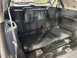 3列目シートはもちろん状態良好☆大人でもゆったりと座って頂けますので、大人数でのお出かけもラクラクです♪ご家族で、気の知れた仲間で、ドライブに行くのが楽しみですね♪