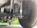 お車を安心してお乗りいただく為には、足回りの定期点検が欠かせません。サービスサポート(有償保証)では無料点検もご提供しており、安心のカーライフをお過ごしいただけるサポート体制が整っています。