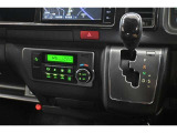 インパネレイアウトのATシフトは操作しやすいです♪