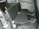 後部座席もゆったりとお座りいただけます!