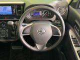 ステアリングも使用感が少なく、きれいな状態となっております♪