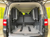 後席を格納すると、これだけの広さが!シーンに合わせたシートアレンジで、大きな荷物も積むことが出来ます♪