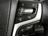 ステアリングスイッチで車両情報を切り替えて必要な情報を確認したりできます。