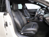 ■ナッパレザーシート ■運転席メモリー機構付き8wayパワーシート ■電動ランバーサポート ■シートマッサージ機能 ■前席シートヒーター ■各部カッパーステッチ