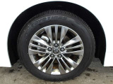 純正18インチアルミホイール装備です☆