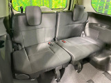 3列目シートはもちろん状態良好☆大人でもゆったりと座って頂けますので、大人数でのお出かけもラクラクです♪ご家族で、気の知れた仲間で、ドライブに行くのが楽しみですね♪