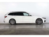 3シリーズツーリング 320d xドライブ Mスポーツ  4WD 
