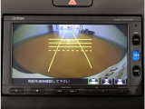 リアカメラ付で、後方をナビ画面で確認。車庫入れも安心です。もちろん、バックギアと連動しています。