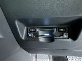 【ETC車載器(ビルトイン)】高速・有料道路の料金所をキャッシュレス、スムーズに通過可能です。