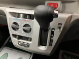 シフトレバーは扱いやすいインパネシフトです!