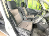 運転席シート廻りは使用感も少なく、良好な状態となっています。丁寧に使われていたことがよくわかりますね。