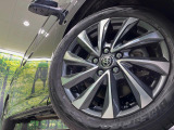 外観にマッチした純正アルミホイールを装着しております。各種社外アルミホイールや、スタッドレスタイヤも取扱いしております。是非ご相談ください♪