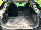 普段のお買い物や通勤、送迎等に十分な荷室スペースを確保しております。シートを倒すと、大きな荷物の積載も可能です♪