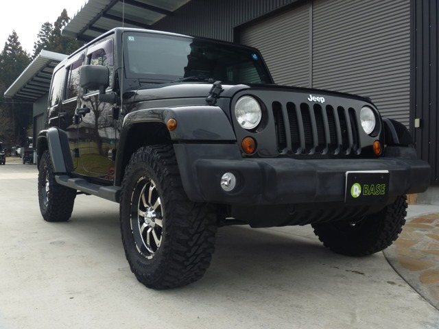 ラングラー アンリミテッド サハラ 4WD 