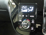 エアコンはオートエアコンになっています。