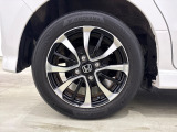 純正14インチアルミホイール装備!