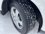 スタッドレスタイヤブリジストン製新品装着
