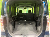 普段のお買い物や通勤、送迎等に十分な荷室スペースを確保しております。セカンドシートを倒すと、大きな荷物の積載も可能です♪