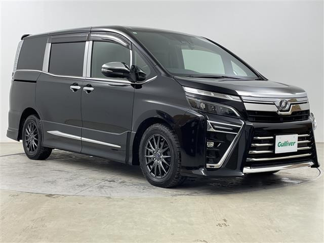 ヴォクシー 2.0 ZS 煌II 4WD 修復歴無し