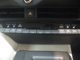 前席シートヒーター/シートベンチレーション装備。 寒い日にはぬくもりを伝え、暑い日には冷涼感をもたらしてくれます。より快適な運転を(^O^)/