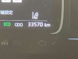 当社、入庫時走行距離は 33570kmです。