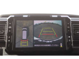パノラミックビューモニター付きです。車両を上から見たような映像をディスプレイオーディオ画面に表示。運転席からの目視だけでは見にくい、車両周辺の状況をリアルタイムでしっかり確認できます。