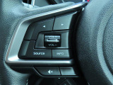 ■オーディオやナビゲーションを操作する為のリモコン装備。各種スイッチが集約されており、走行中でもハンドルから手を放さずに安全に操作できますので、事故防止に繋がります。