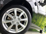 【純正14インチアルミホイール】外観にマッチした純正アルミホイールを装着しております。各種社外アルミホイールや、スタッドレスタイヤも取扱いしております。是非ご相談ください♪