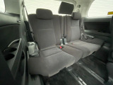 3列目シートはもちろん状態良好☆大人でもゆったりと座って頂けますので、大人数でのお出かけもラクラクです♪ご家族で、気の知れた仲間で、ドライブに行くのが楽しみですね♪