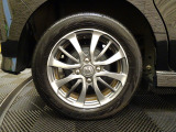 純正アルミホイール付きです☆
