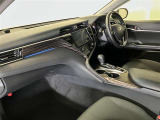 分かりやすく操作しやすい運転席まわりです☆
