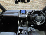 NX 200t Fスポーツ 4WD 4WD 本革シート