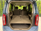 普段のお買い物や通勤、送迎等に十分な荷室スペースを確保しております。セカンドシートを倒すと、大きな荷物の積載も可能です♪