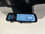 ミラーではなくカメラ映像で広報確認ができるデジタルインナーミラーを搭載!荷物があって後方確認ができないときや雨天時などにとても便利です☆
