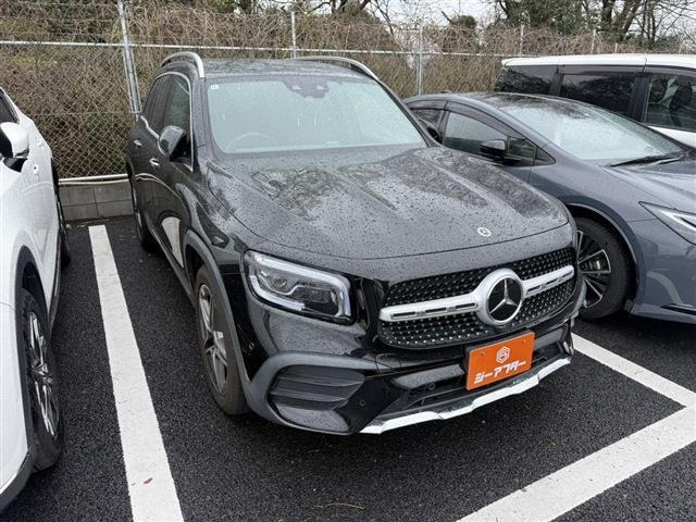 GLB GLB200d AMGライン 禁煙車 ブラックハーフレザーシート