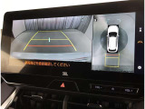 バックガイドモニターで、後方を確認しながら安心して駐車することができます。運転初心者も熟練者も必須の機能ですよ!