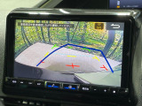 【バックカメラ】駐車時に後方がリアルタイム映像で確認できます。大型商業施設や立体駐車場での駐車時や、夜間のバック時に大活躍!運転スキルに関わらず、今や必須となった装備のひとつです!
