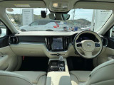 V60 リチャージ PHEV T6 AWD アルティメット 4WD 
