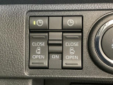 【両側電動スライドドア】リア両側は電動スライドドア!軽い操作で簡単開閉、狭い駐車場など乗り降り快適で強風時も安心です♪