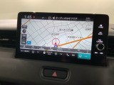 アップルカープレイ、アンドロイドオート対応純正ナビ搭載です。知らない道も安心ですね!