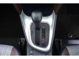 電気式無段変速機です。走行シーンにマッチした変則比で快適ドライブが出来ます♪