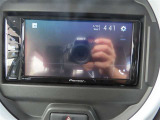 (ディスプレイオーディオ)スマホと車をつなぐことで色々なサービスを楽しめます。
