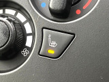 【シートヒーター】寒い日に重宝するシートヒーター!エアコンより早く温まってくれるので寒がりの人も安心ですね♪エアコンの温風は乾燥するから苦手、という方にもをおすすめです。