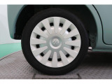 車の見た目をポイントアップする純正フルホイールキャップです。
