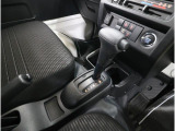 ■ご納車前には弊社整備工場にて車検整備・法定点検を実施し、その際に不具合箇所があれば修理してのお渡しとなりますので、安心してお乗り頂けます。※整備費用は車両本体価格に含まれます。
