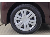 純正14インチスチールホイルでフルキャップです。タイヤサイズは155/65R14になります!